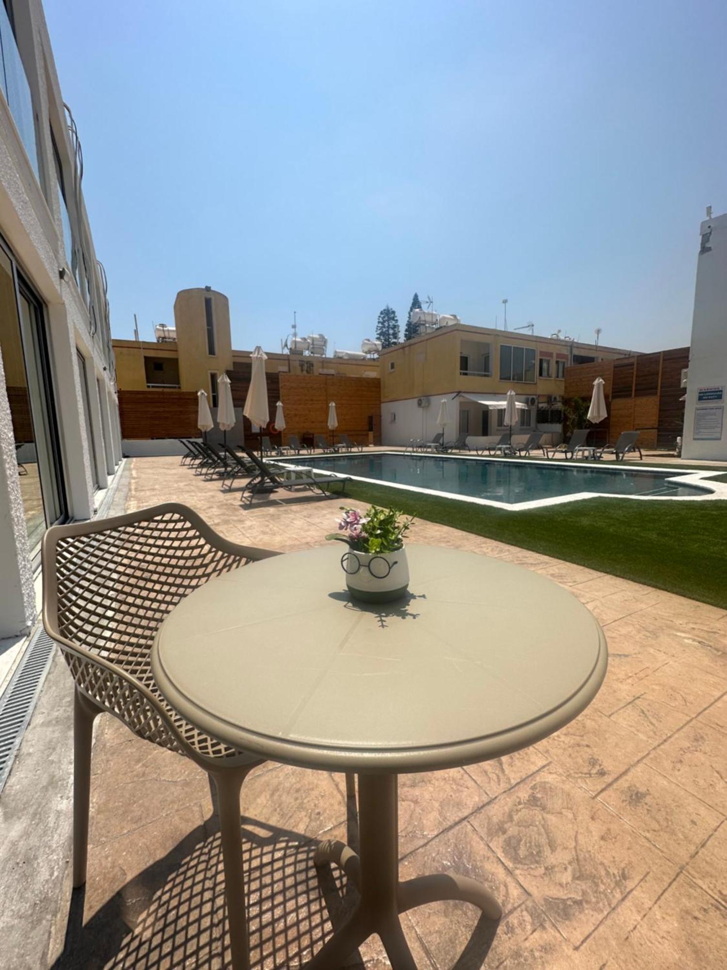 Sun Plaza Suites - Adults Only Aya Napa Dış mekan fotoğraf
