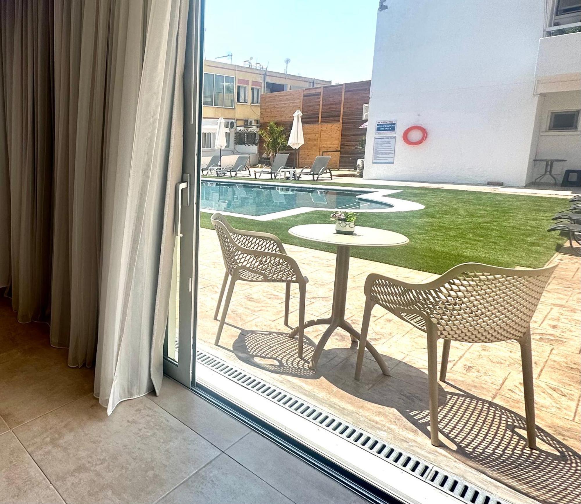 Sun Plaza Suites - Adults Only Aya Napa Dış mekan fotoğraf