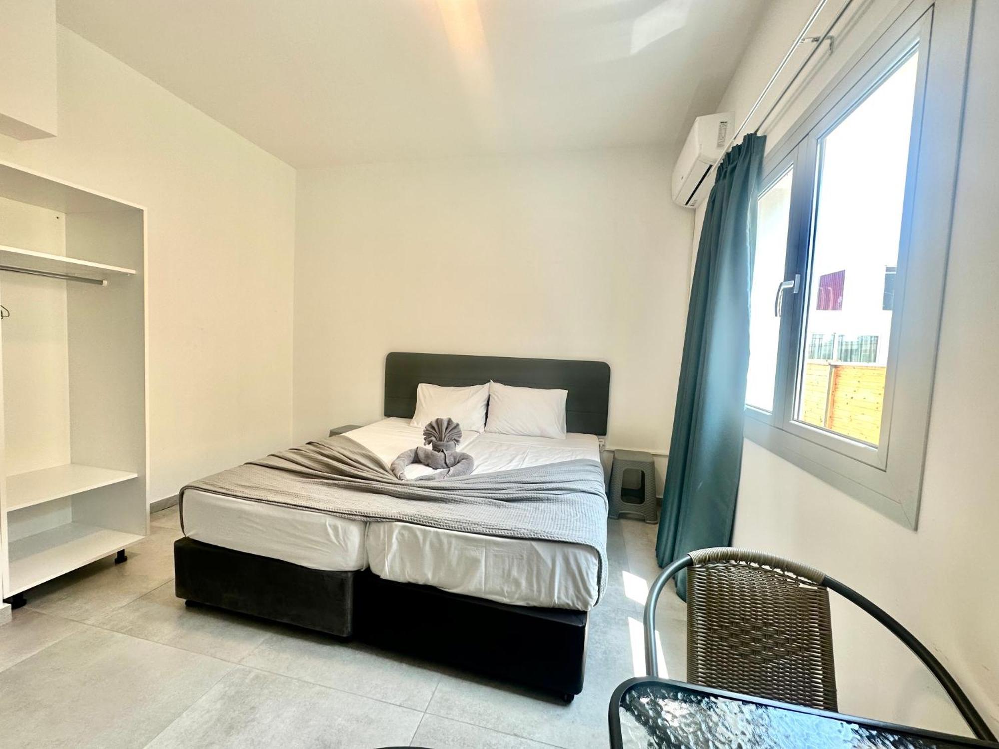 Sun Plaza Suites - Adults Only Aya Napa Dış mekan fotoğraf